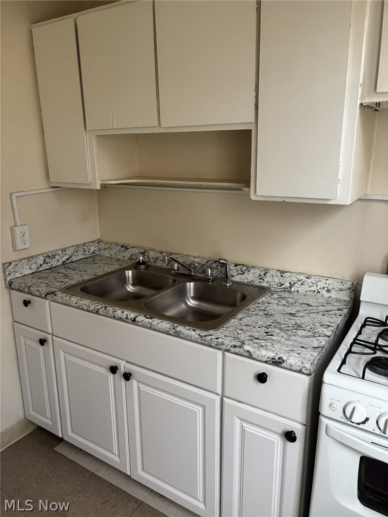 521 Kenwood Drive B-5