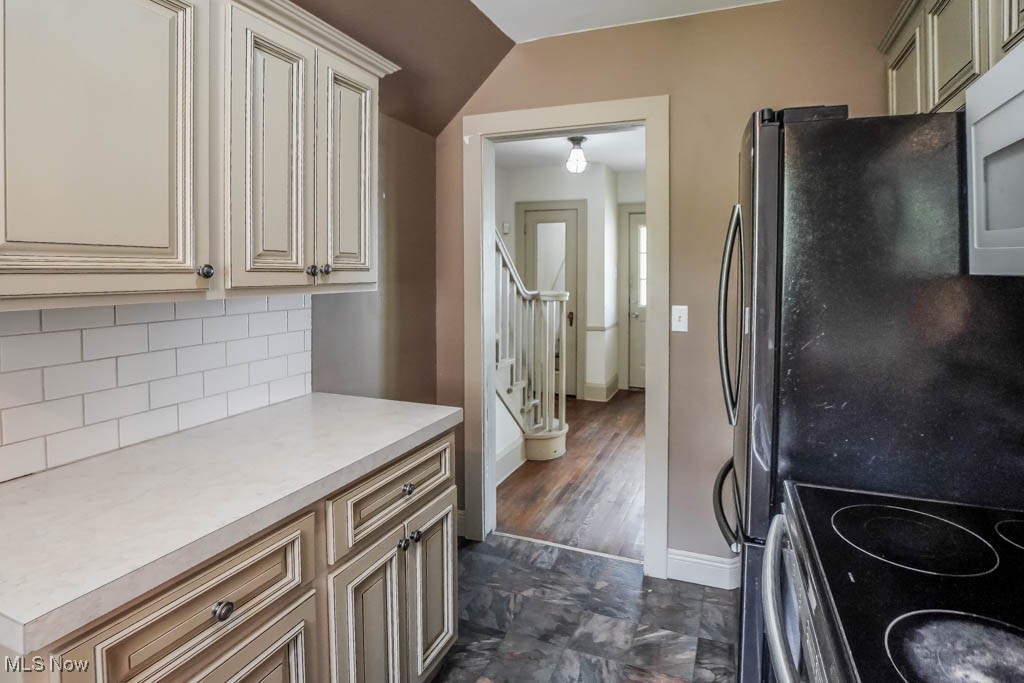 1718 Frazer Avenue, Canton, Ohio image 11