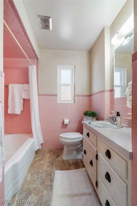 Tiny photo for 1878 Carter Avenue, Akron, OH 44301 (MLS # 5187607)