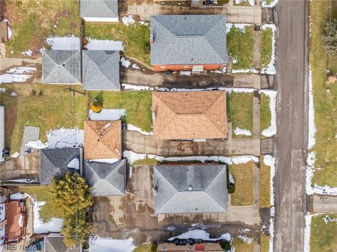 Tiny photo for 1878 Carter Avenue, Akron, OH 44301 (MLS # 5187607)