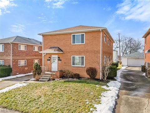 Tiny photo for 1878 Carter Avenue, Akron, OH 44301 (MLS # 5187607)