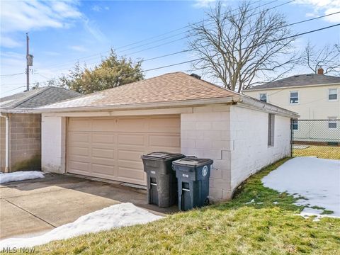 Tiny photo for 1878 Carter Avenue, Akron, OH 44301 (MLS # 5187607)