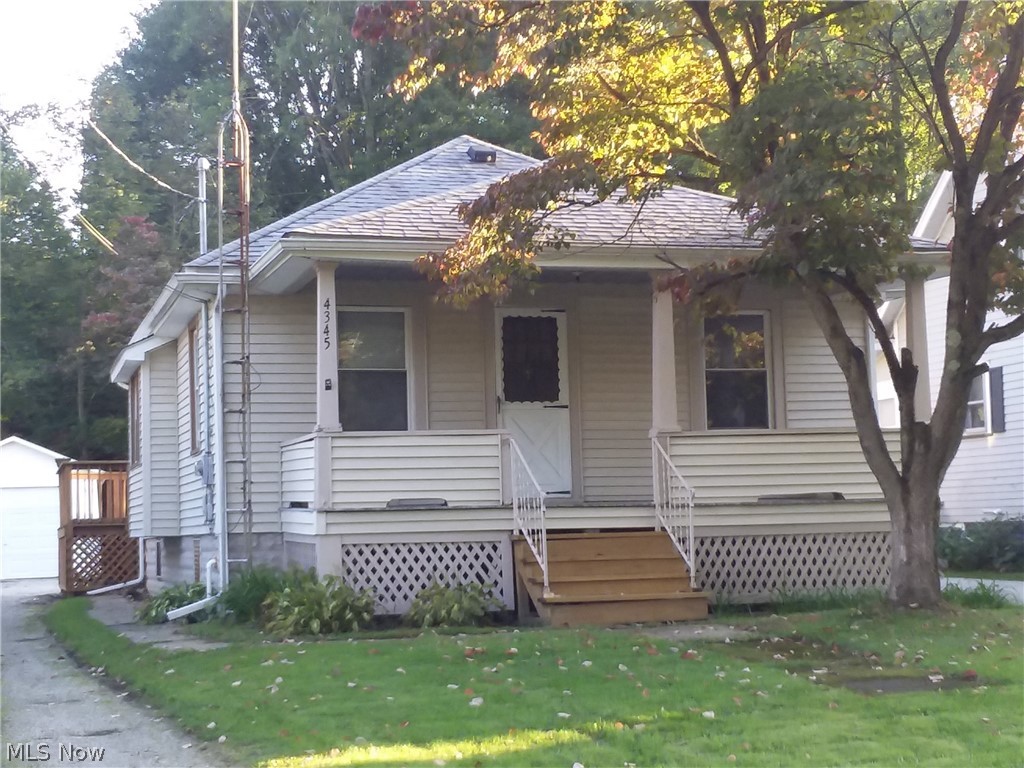 One floor living! Move in Ready home!! Selling "as is" Septic is the buyers responsibility.
