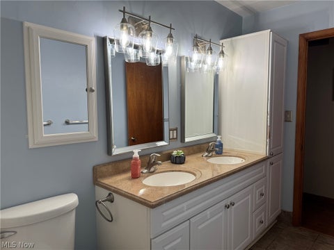 Tiny photo for 711 E Montgomery Street, Marietta, OH 45750 (MLS # 5217011)