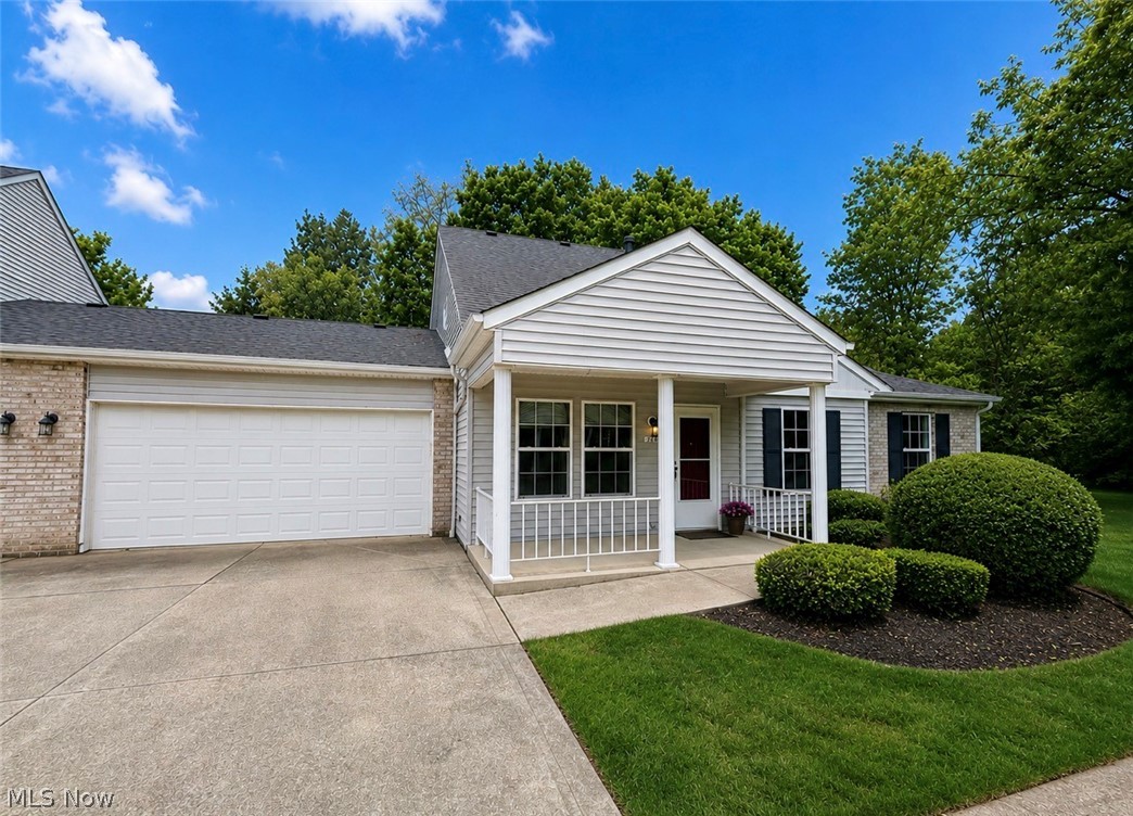NORTH CREEK VILLAS - Residential