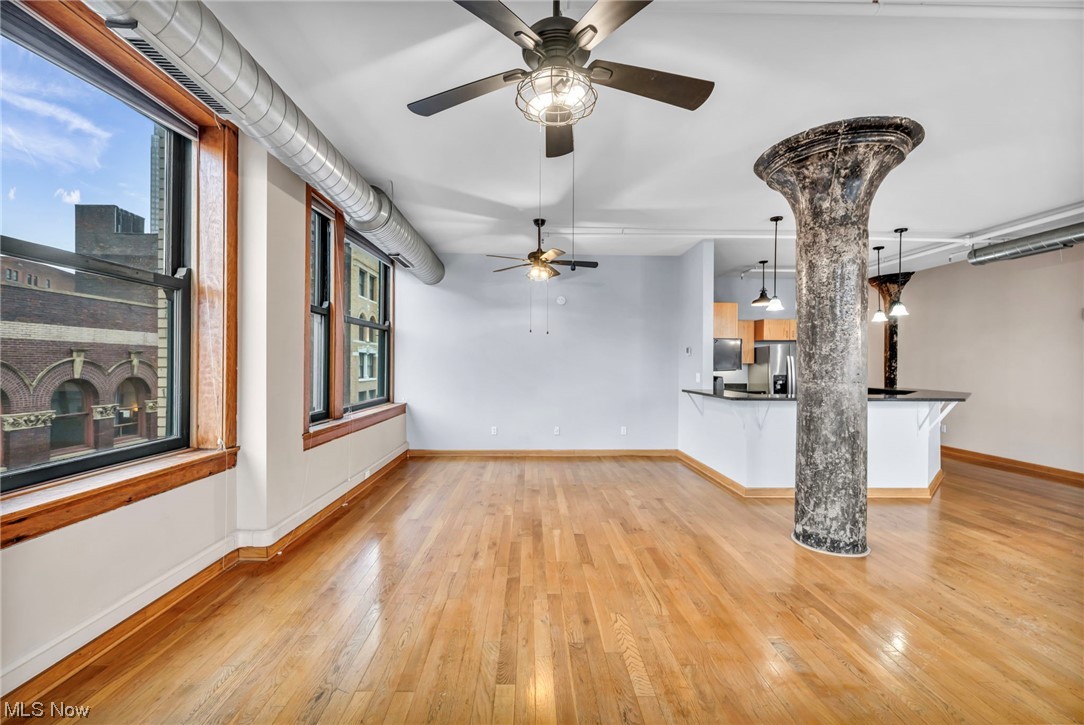 Sincere Bldg Condo - Residential
