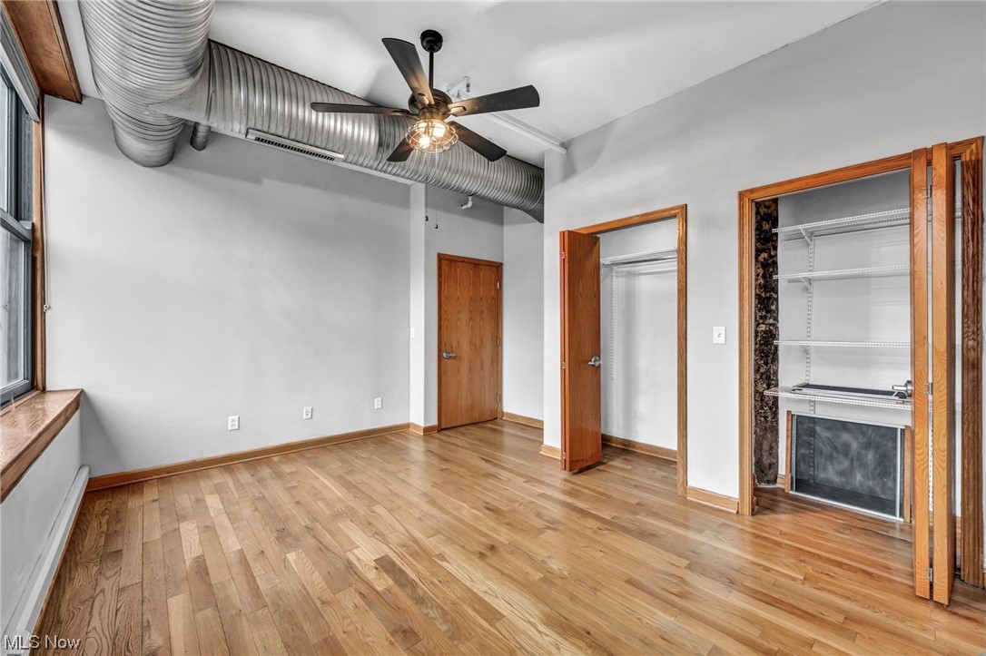 Sincere Bldg Condo - Residential