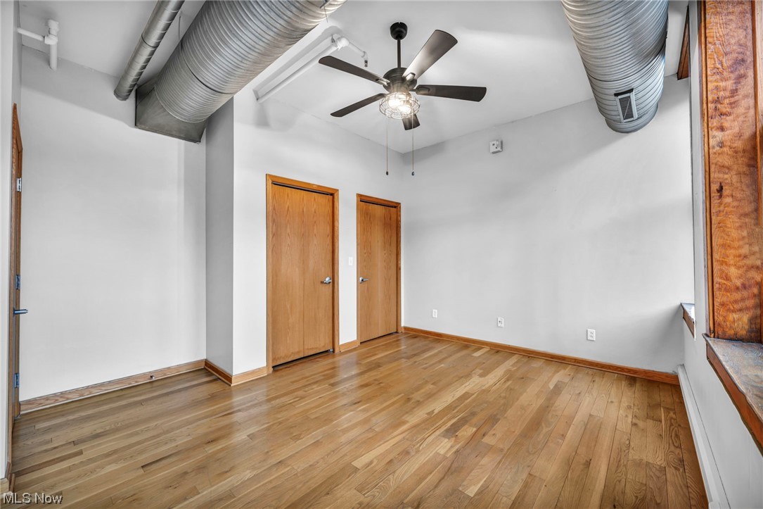 Sincere Bldg Condo - Residential