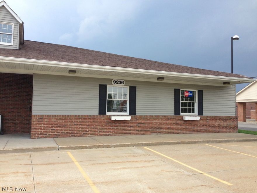 End unit of a 4-unit strip - over 2800 sq ft. Entry area with a big reception desk, office space behind, and huge shop area (1692 sq ft). Large garage for loading/delivery with a 9x9 overhead door. Prime location at the corner of Broadview and 82. No common area maintenance charges. Owner covers lawn, snow removal, and exterior building maintenance. Lease includes new carpet in the office area.
