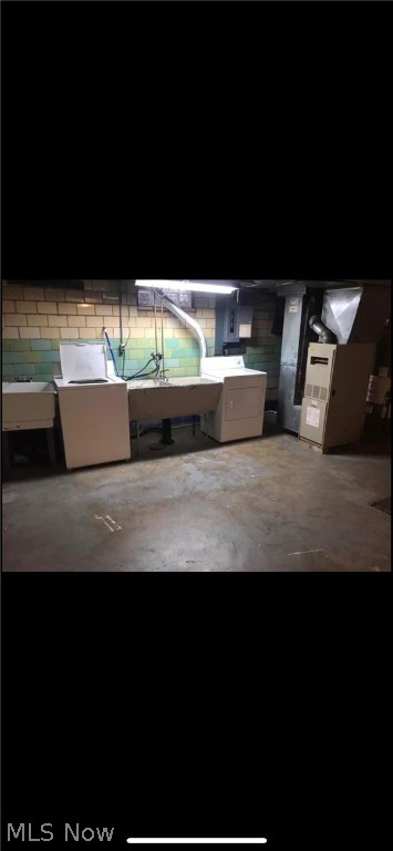 Canton - Residential Income