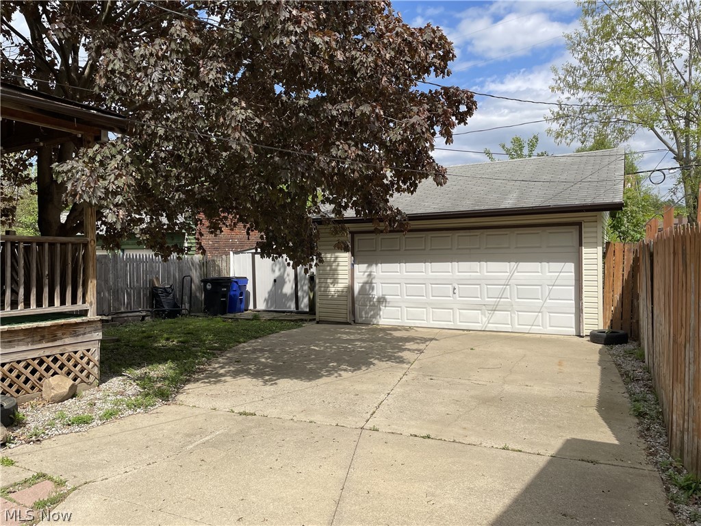 Lorain Villas - Residential