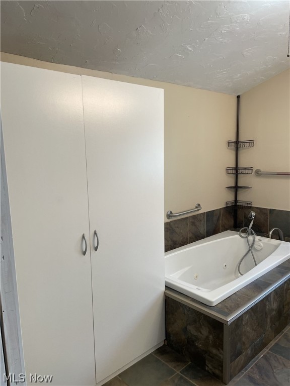 Lorain Villas - Residential