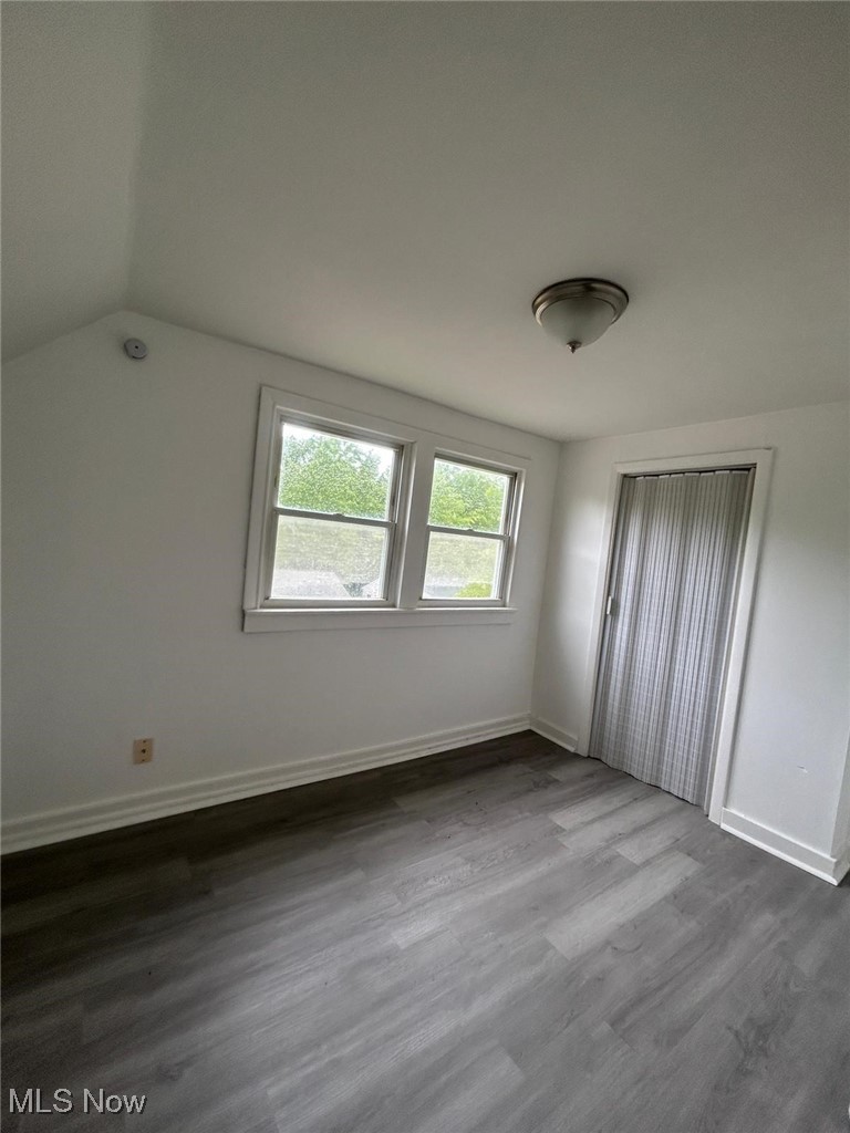 Mix & Hossacks 02 - Residential Income