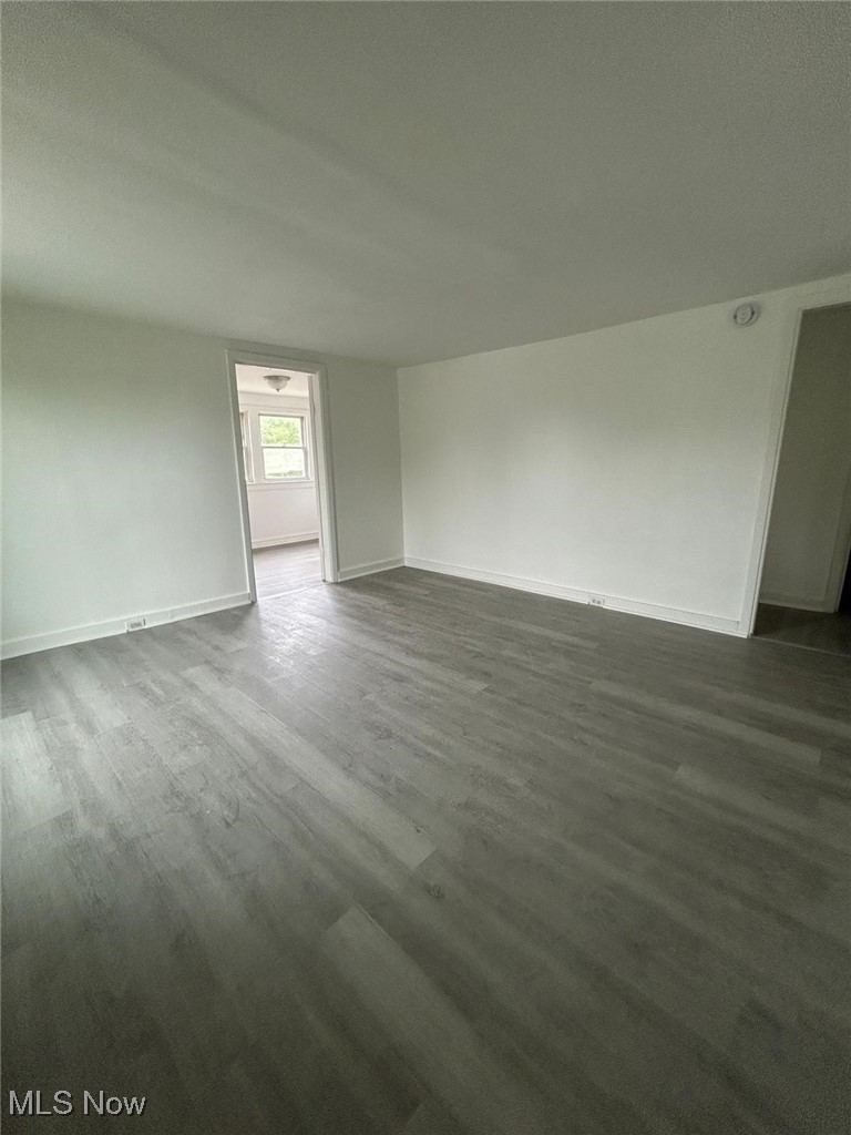 Mix & Hossacks 02 - Residential Income