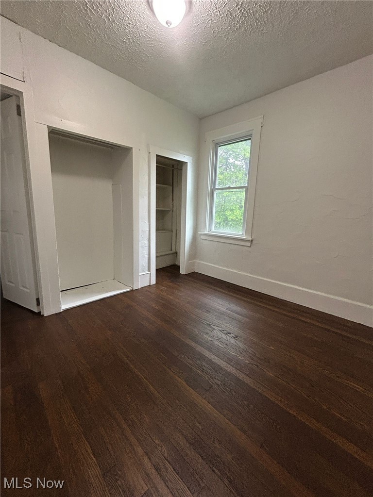 Mix & Hossacks 02 - Residential Income