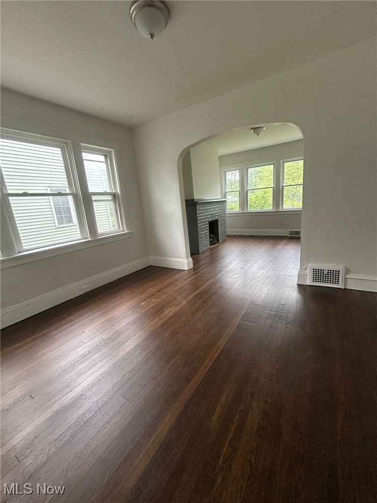 Mix & Hossacks 02 - Residential Income