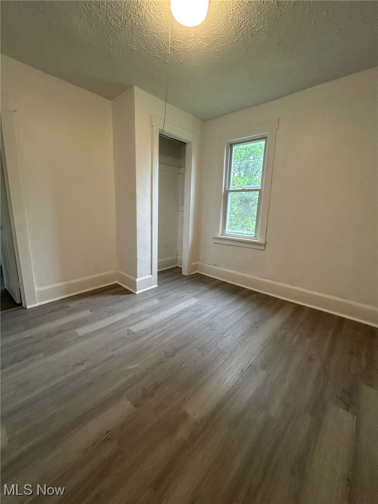 Mix & Hossacks 02 - Residential Income