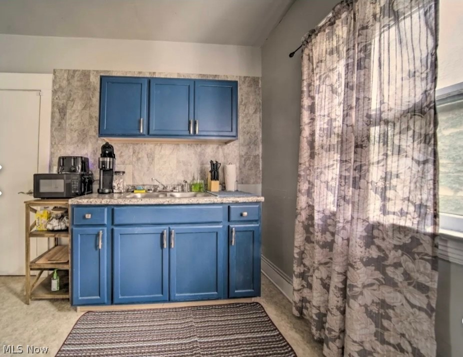 Maxwell Cole 01 - Residential Income