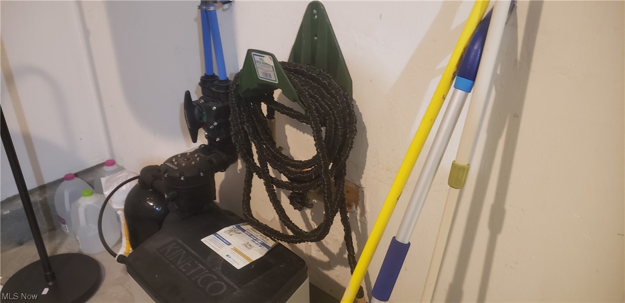 High Pointe/Geauga Condo Ph I - Residential Lease