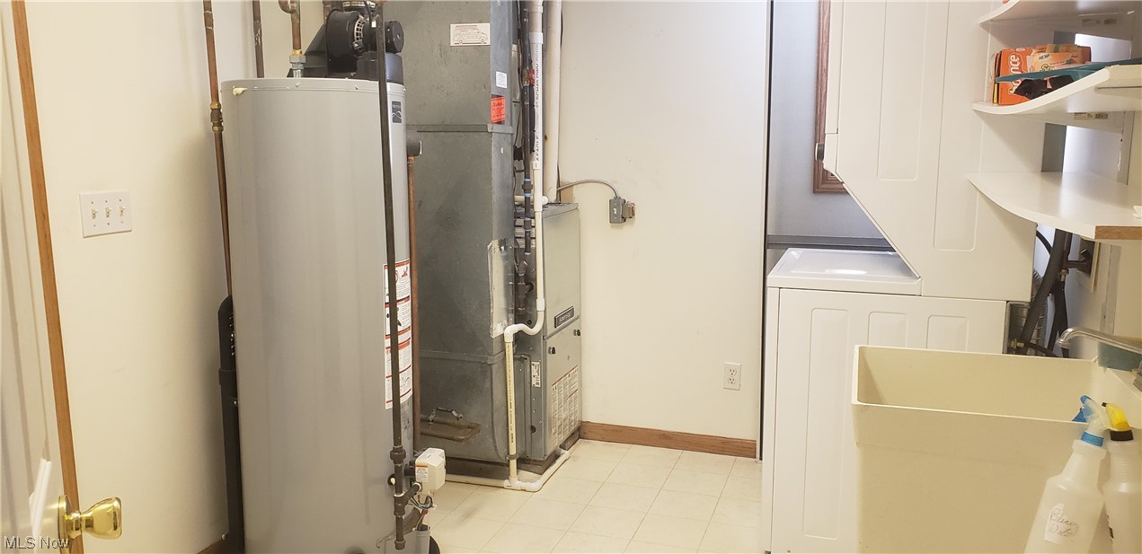 High Pointe/Geauga Condo Ph I - Residential Lease