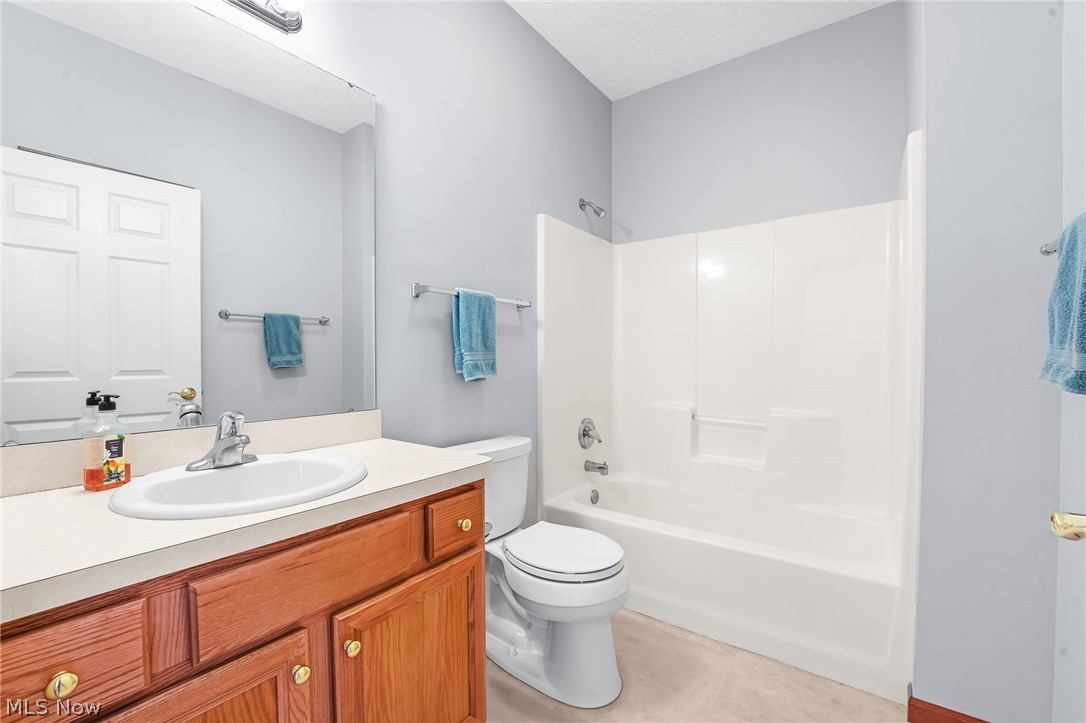 Avenbury Lakes Ph 07 - Residential