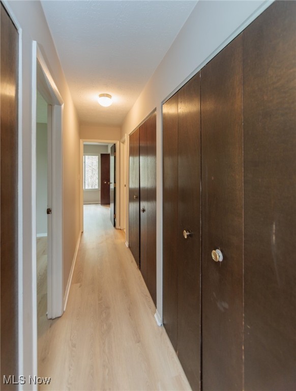 Middleburg Heights, Ohio 44130, United States, 2 Bedrooms Bedrooms, ,1 BathroomBathrooms,Residential,Pending,121754