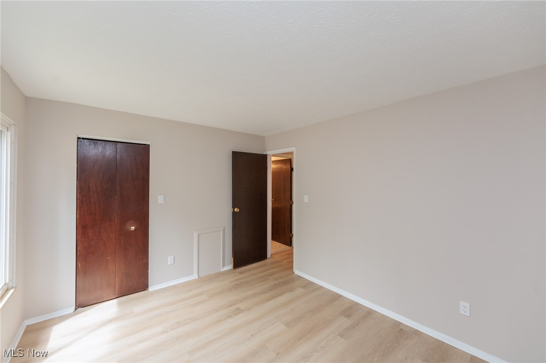 Middleburg Heights, Ohio 44130, United States, 2 Bedrooms Bedrooms, ,1 BathroomBathrooms,Residential,Pending,121754