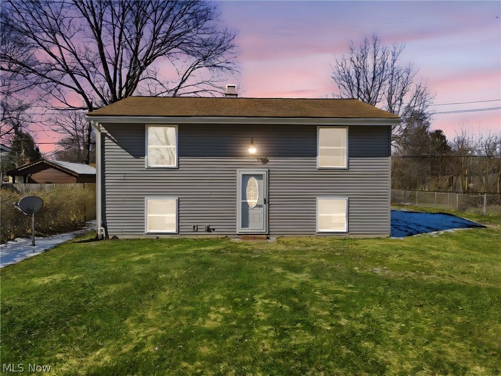 Photo of 1500 Oldsmar Avenue, Madison, OH 44057 (MLS # 5190931)