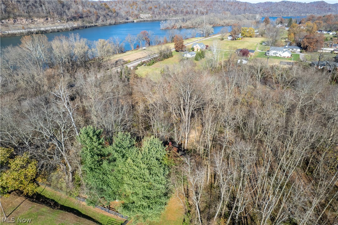 N Pleasants Highway