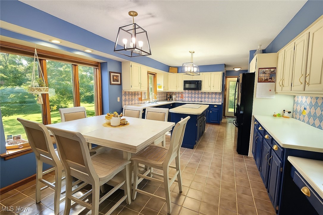 3226 Yellow Creek Road