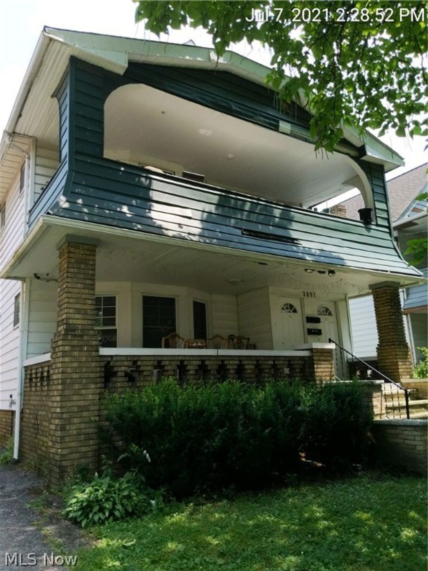 Great investment property! Great cash flow! Newer furnaces and newer hot water tanks! Newer vinyl replacement windows! Long time tenants in both units.