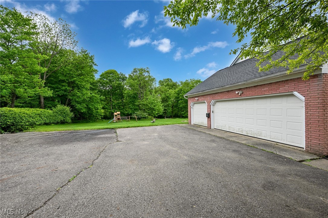 12115 Fowlers Mill Road, Chardon, Ohio image 37