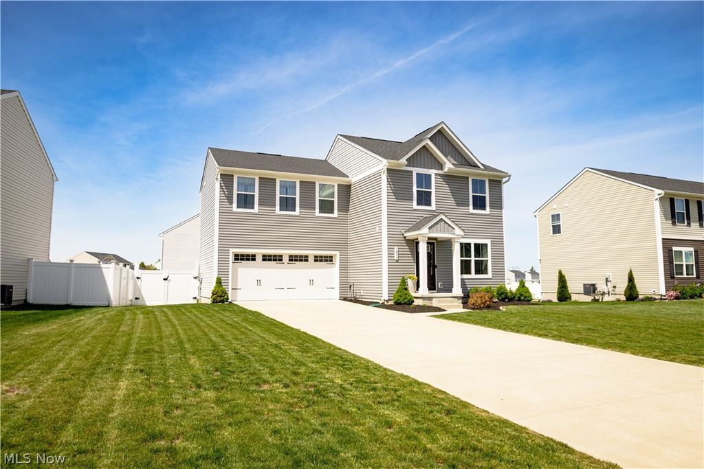 Photo of 1411 Elizabeth Boulevard, Painesville, OH 44077 (MLS # 5206717)