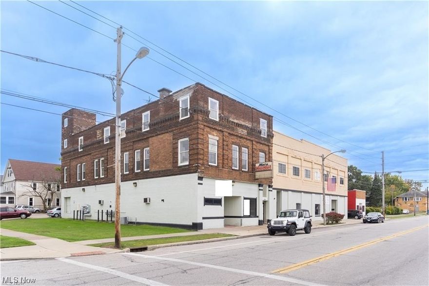 Great investment opportunity! This investment property offers an appealing combination of 12 residential apartments and 2 commercial storefronts. A significant number of these units have recently undergone updates, boasting modern vinyl flooring and fresh paint. Currently, 4 apartments and 1 storefront stand vacant, presenting immediate upside potential. The large storefront is rent-ready and comes with hardwood floors, a comprehensive kitchen, and a full bathroom. The property presents a diverse unit mix that includes four 1-bedroom, four 2-bedroom, and four 3-bedroom apartments. With an existing monthly revenue of $6,115 and a proforma nearly $11,000, this property promises a lucrative investment opportunity. Furthermore, each unit is equipped with its own hot water tanks and furnaces, with tenants covering their own gas and electric bills. Of the vacant units, one is already on the market for rent, another needs minimal refurbishments, while two others await renovation.