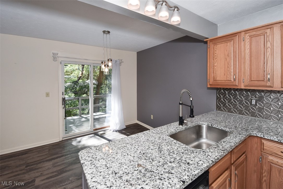 Twelve Oak Clstr - Residential