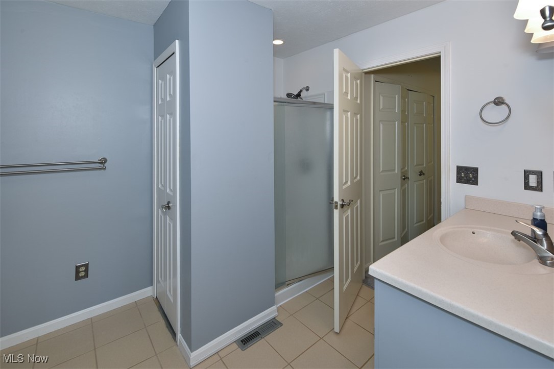 Twelve Oak Clstr - Residential