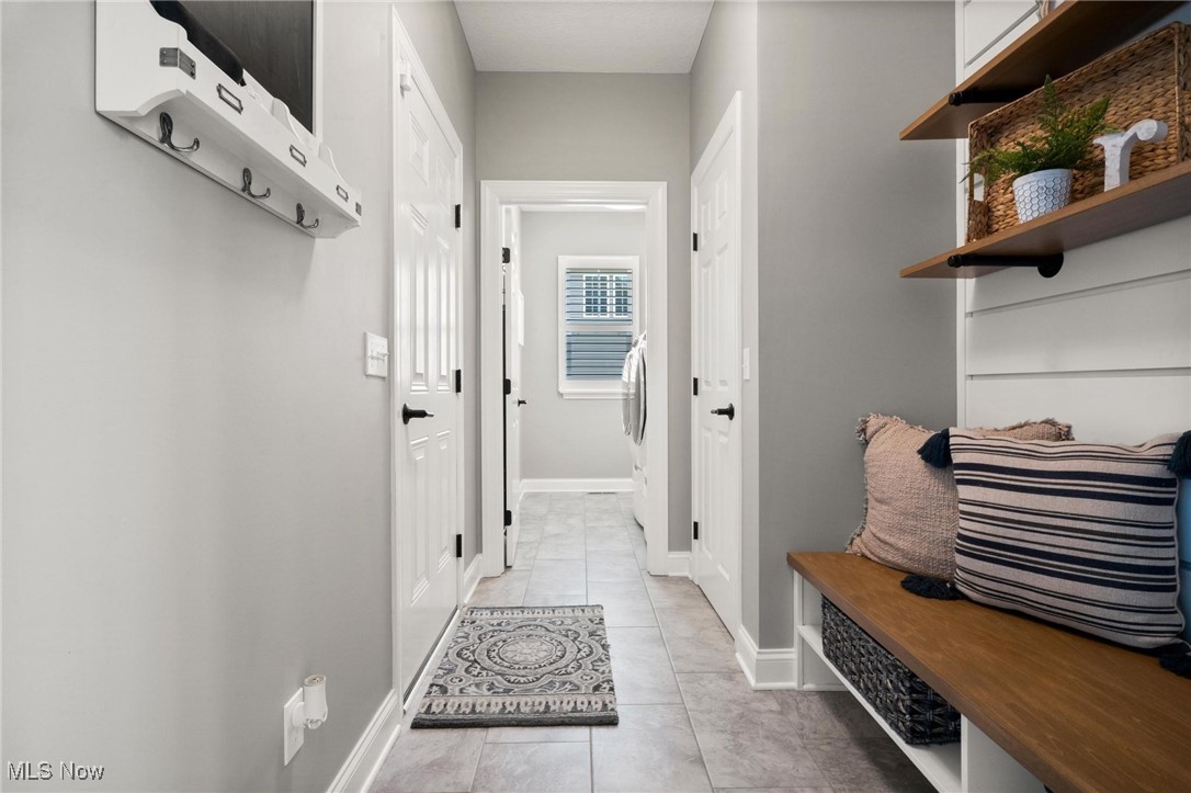 Avon Lake, Ohio 44012, United States, 5 Bedrooms Bedrooms, ,4 BathroomsBathrooms,Residential,Active,162188