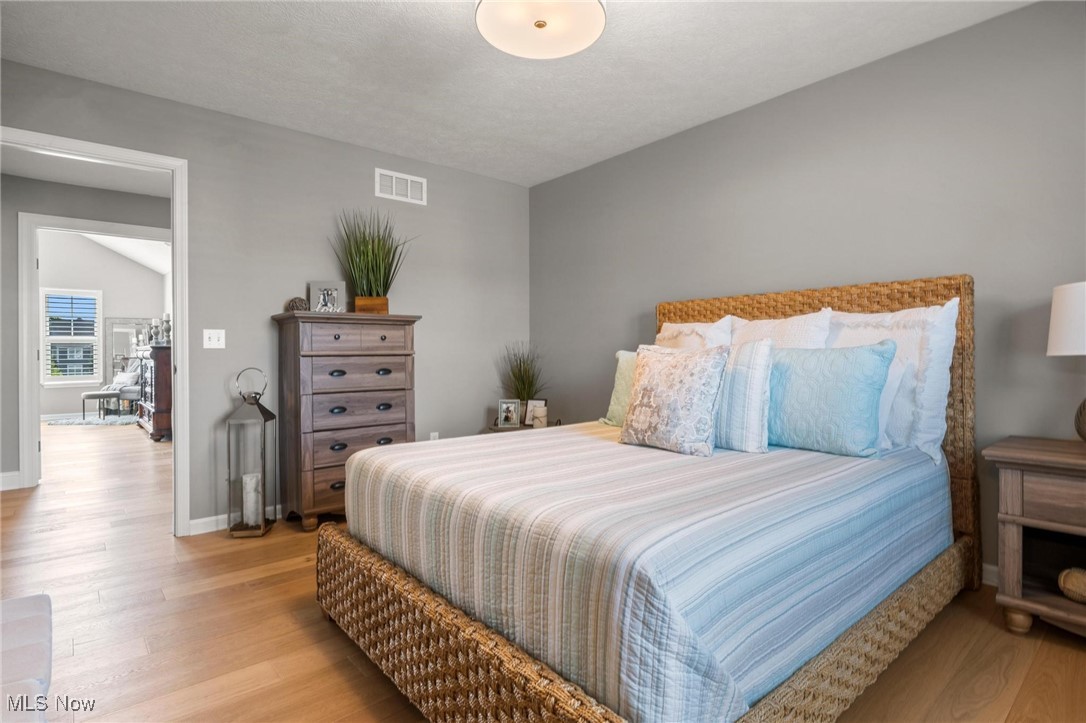 Avon Lake, Ohio 44012, United States, 5 Bedrooms Bedrooms, ,4 BathroomsBathrooms,Residential,Active,162188