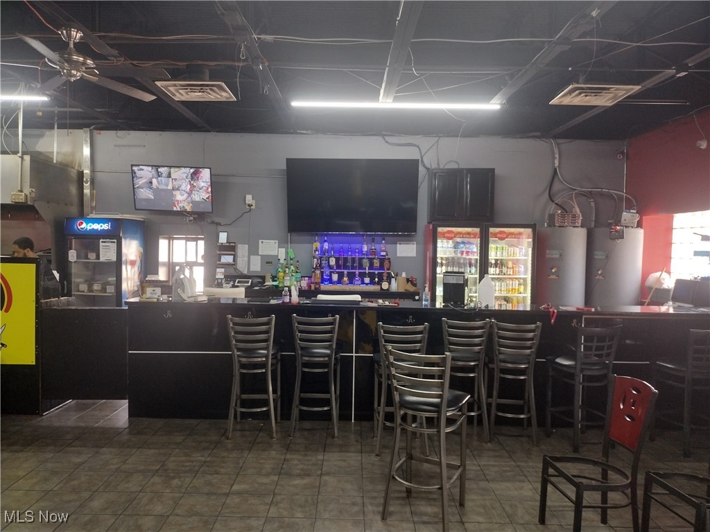 Allyn - Commercial Sale