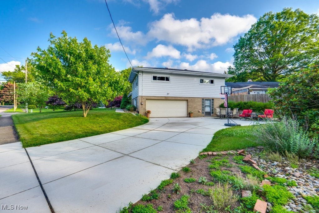 Revere Vill Sub - Residential