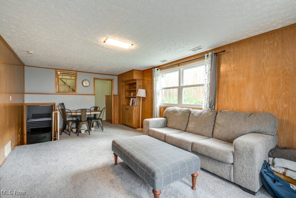 Revere Vill Sub - Residential