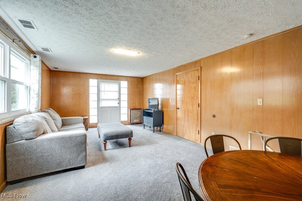 Revere Vill Sub - Residential