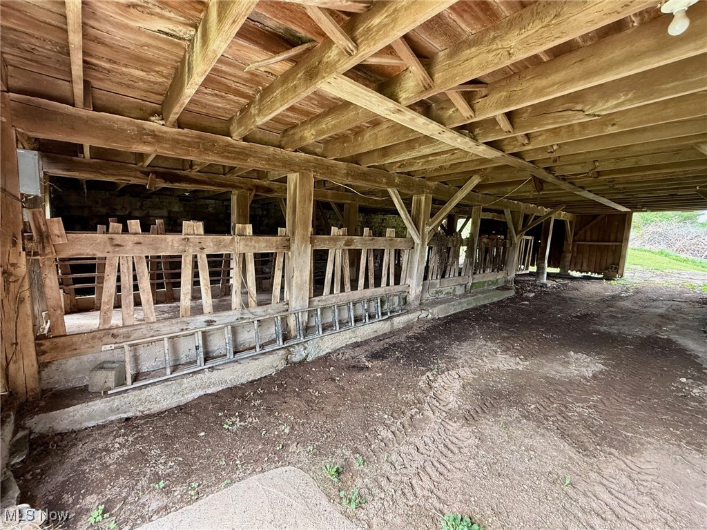 1060 Warren Chapel Rd Rd, Fleming, Ohio image 24