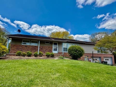 Homes For Sale - 6867 Wren Avenue<br/> North Canton, OH 44720