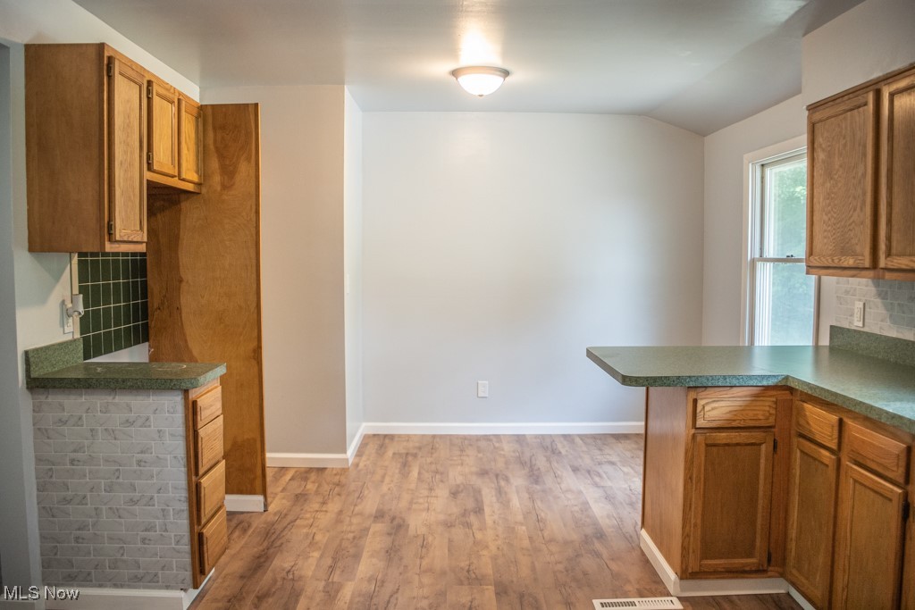 2208 Cherry Hill Avenue, Youngstown, Ohio image 3