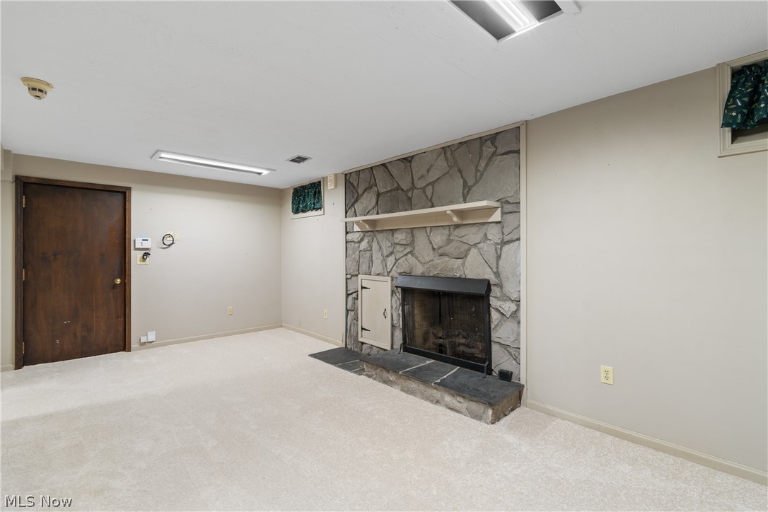 Green Sec 32 - Residential Income