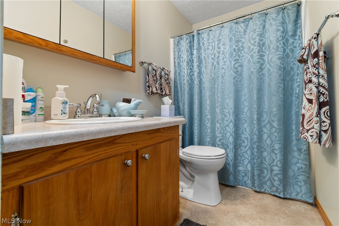 Green Sec 32 - Residential Income