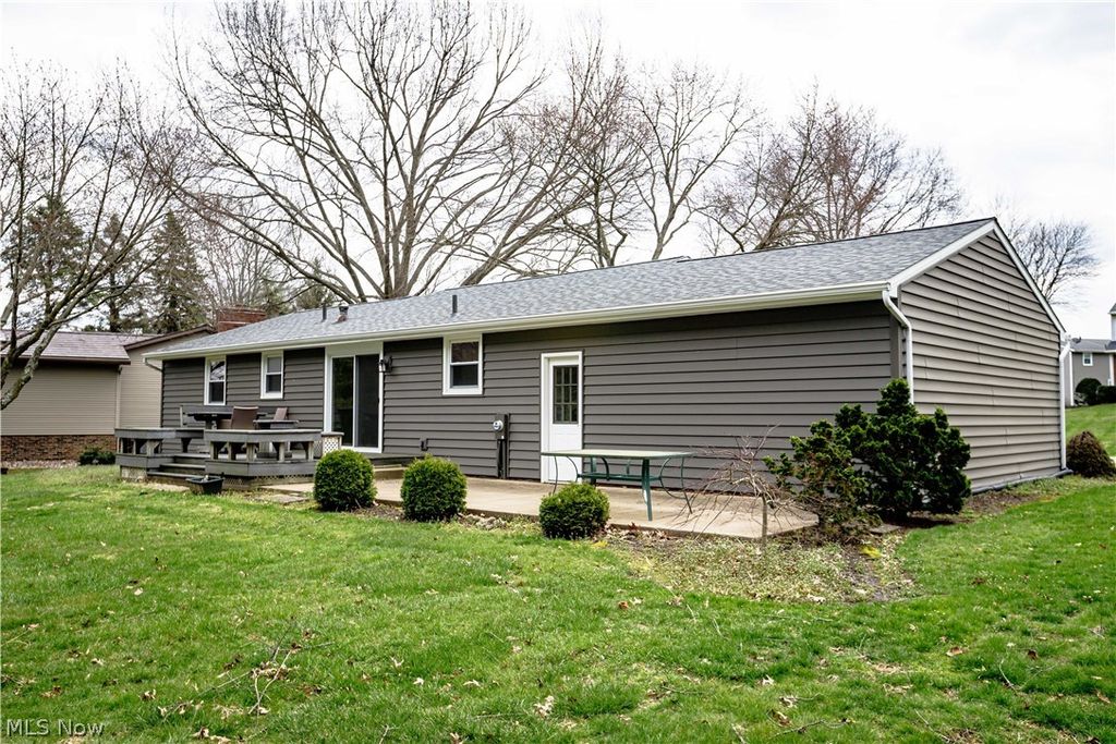 Photo of 5383 Vermouth Street NW, North Canton, OH 44720 (MLS # 5198327)