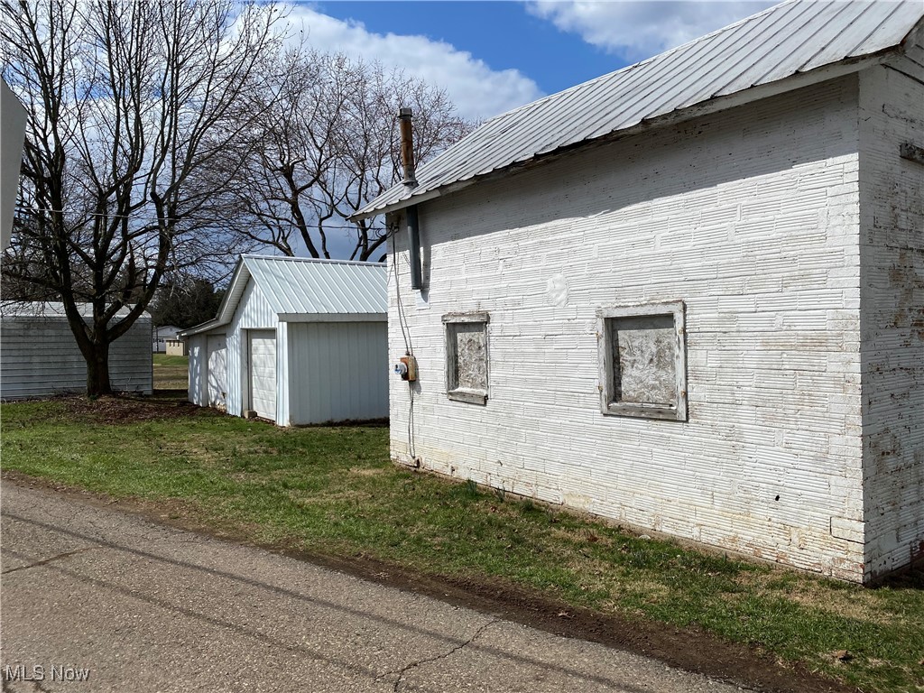 Sinclair Street, Newcomerstown, Ohio image 2
