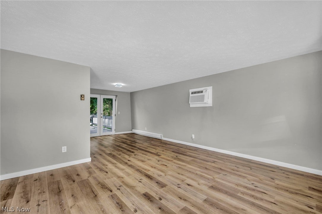 8742 Usher Road